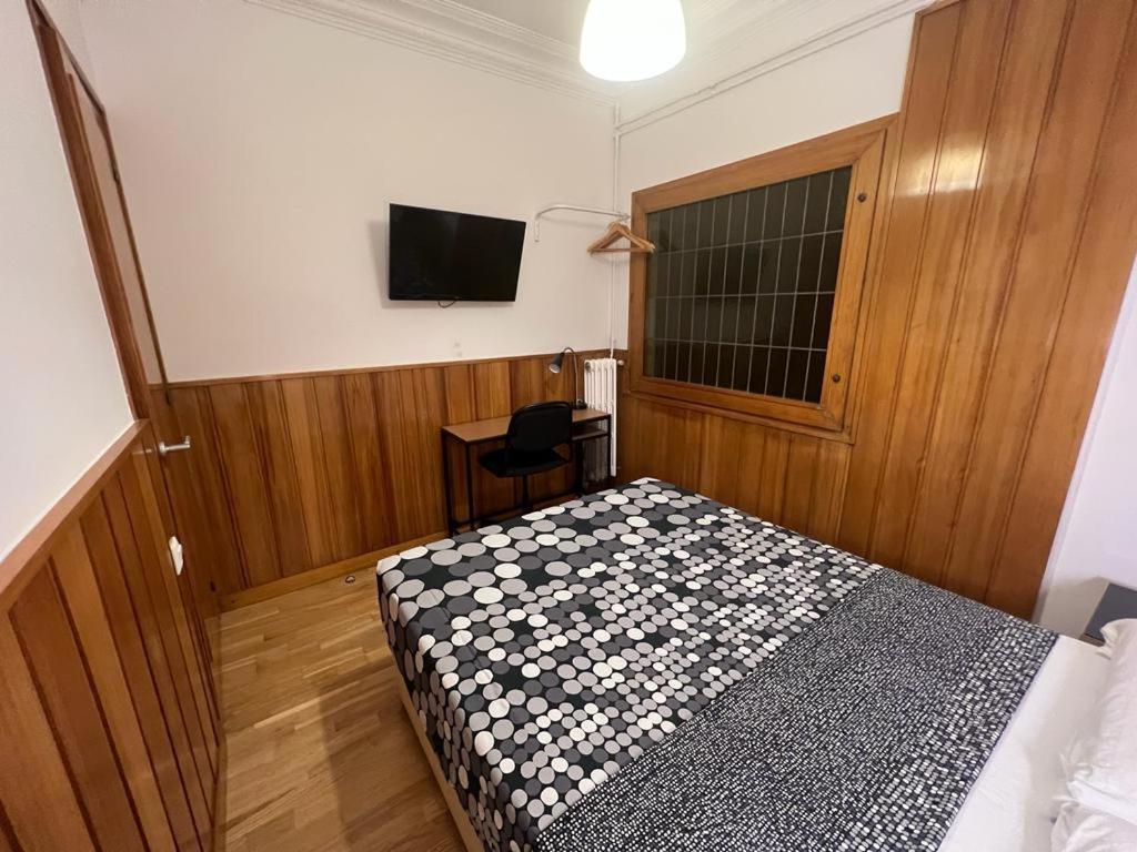 Nuevo Balmes Habitaciones Barcellona Esterno foto