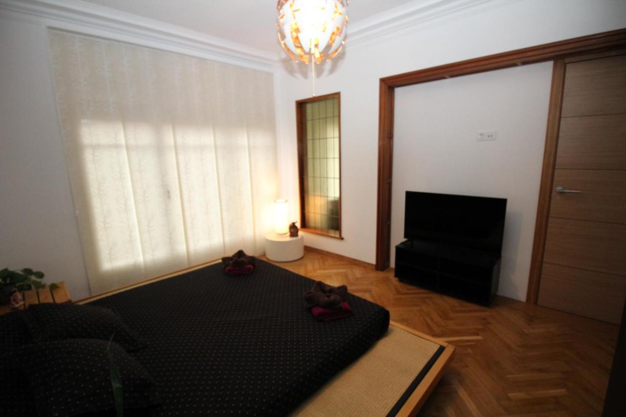 Nuevo Balmes Habitaciones Barcellona Esterno foto